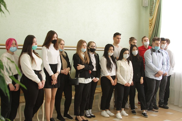 "Диалоги о семейных ценностях"