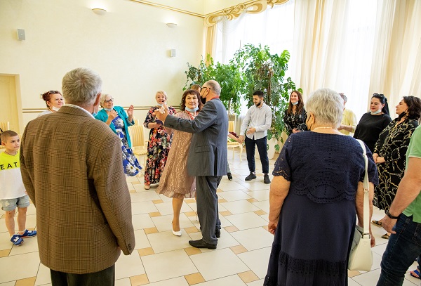 Золотой юбилей свадьбы супругов Сегал Золотой юбилей свадьбы супругов Сегал