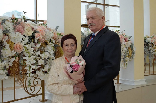 Золотой юбилей супругов Сериковых