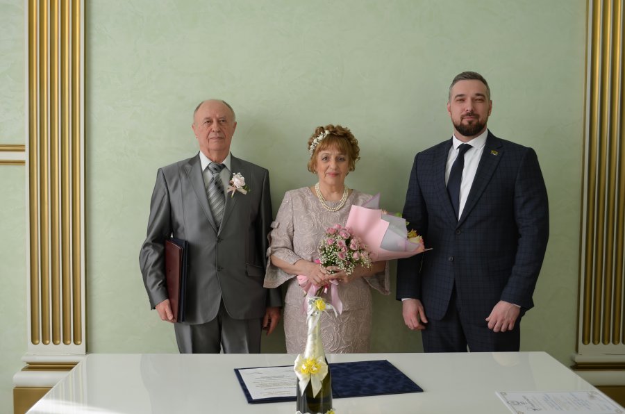 Золотой юбилей супругов Тюменцевых Золотой юбилей супругов Тюменцевых