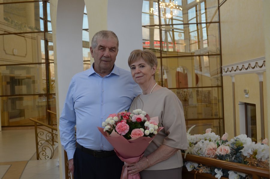 Золотой юбилей семьи Корнеевых Владимира Александровича и Надежды Анатольевны